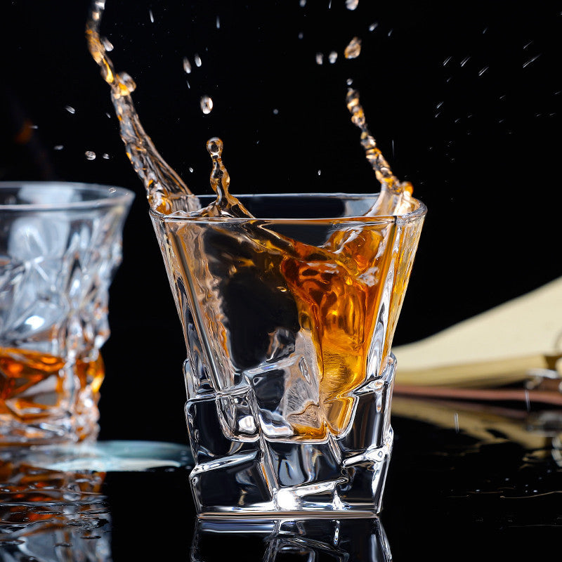 Clear glass whiskey cup with a festive Christmas design, perfect for holiday gatherings and gift giving.