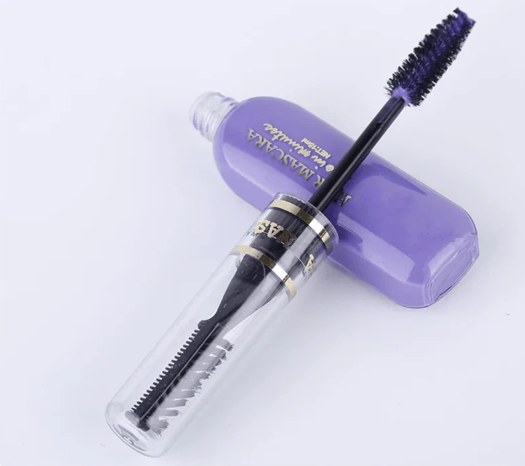UrbanOMAX hair mascara in 13 vibrant shades, Christmas-themed hair color spray for bold, festive hair styling.